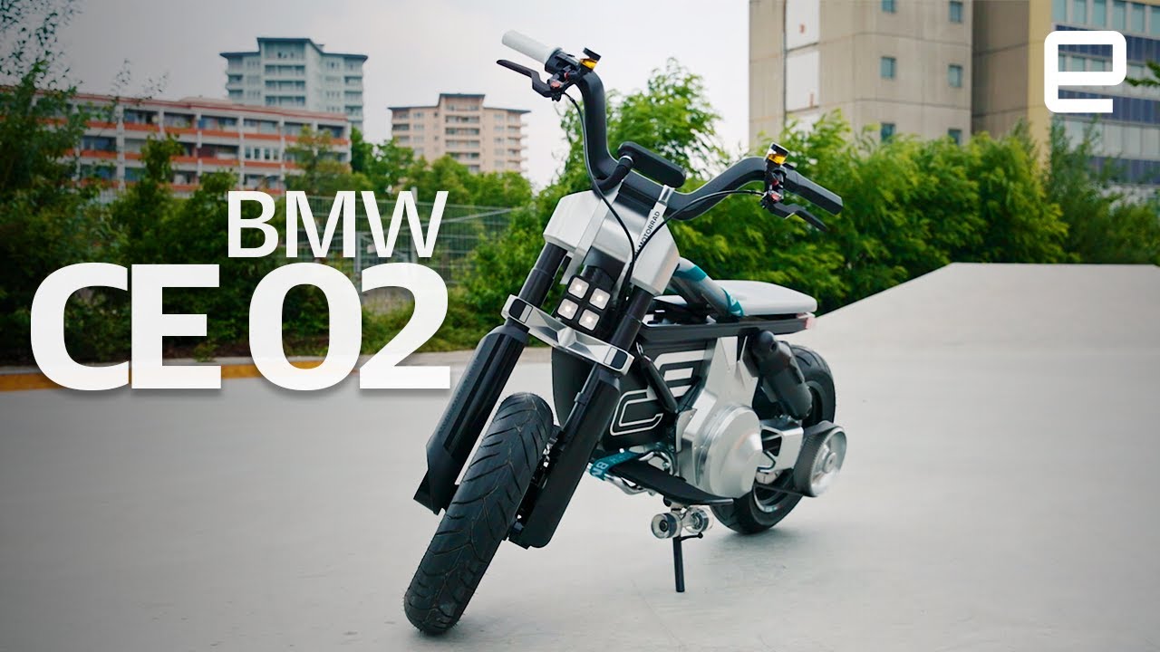 BMW CE02 Electric Scooter ने करी OLA की बोलती बंद, अपने टनाटन फीचर्स के साथ करेगी पेट्रोल की झंझट खत्म